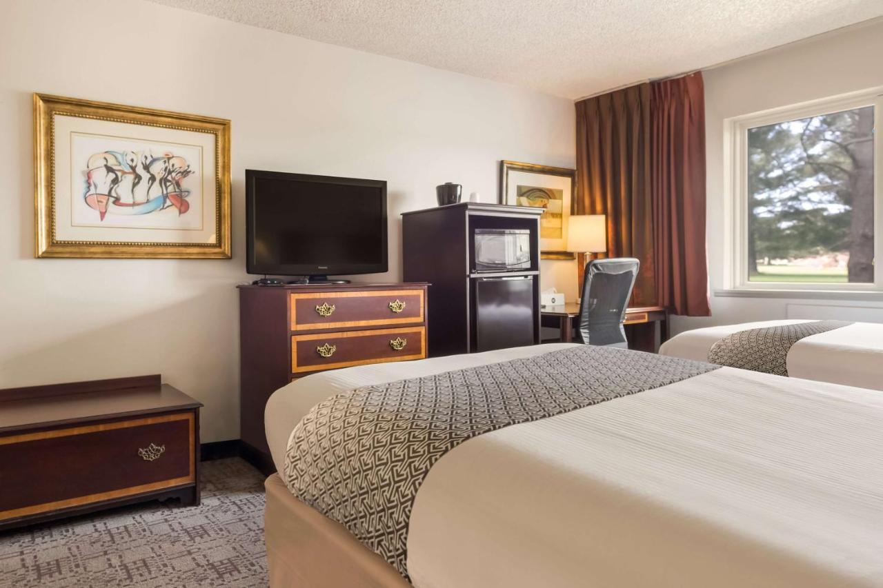 Surestay Hotel By Best Western Томсон Екстер'єр фото