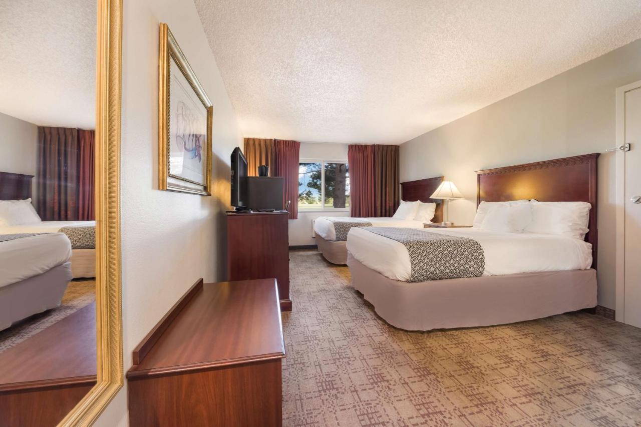 Surestay Hotel By Best Western Томсон Екстер'єр фото