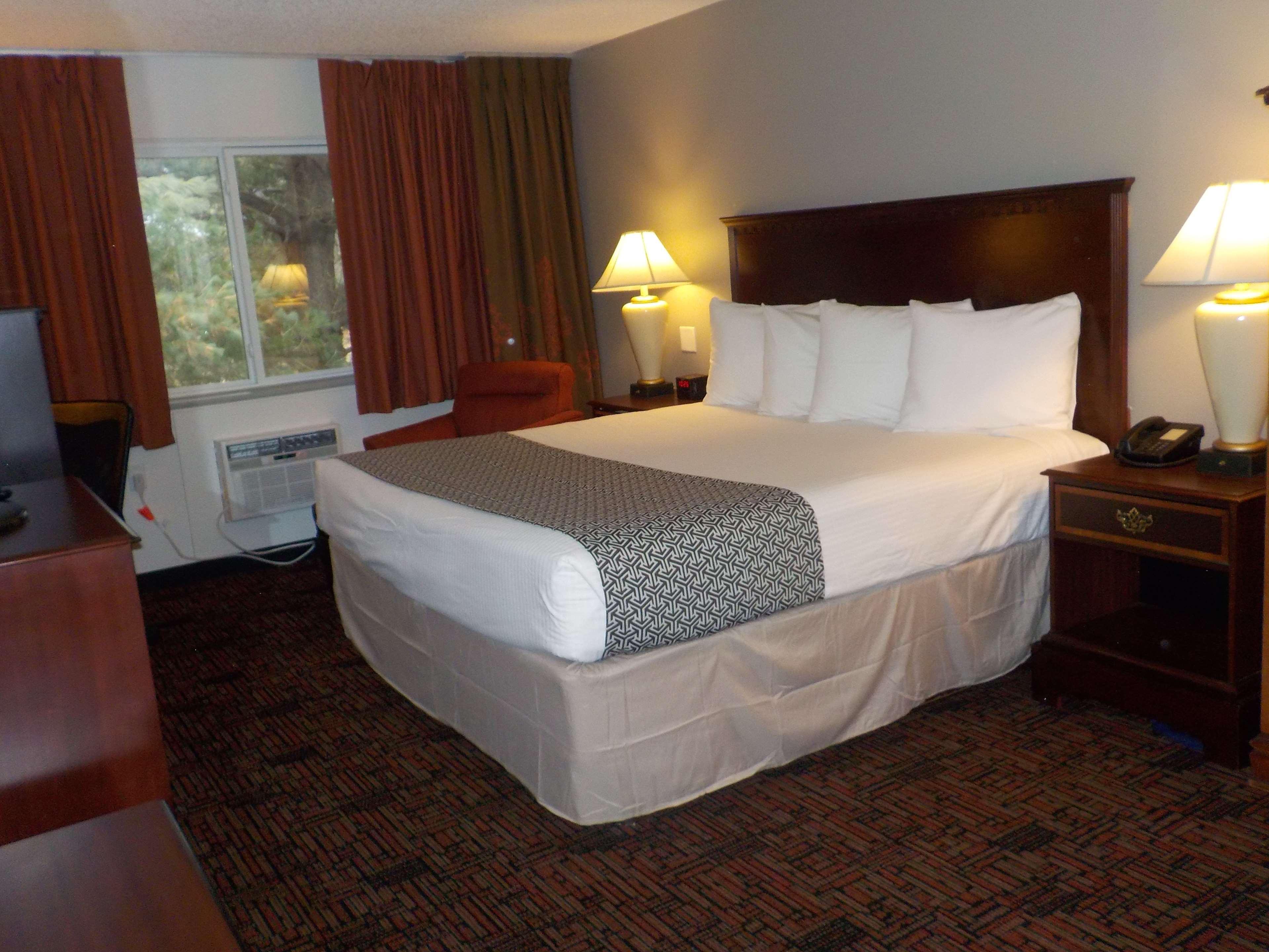 Surestay Hotel By Best Western Томсон Номер фото