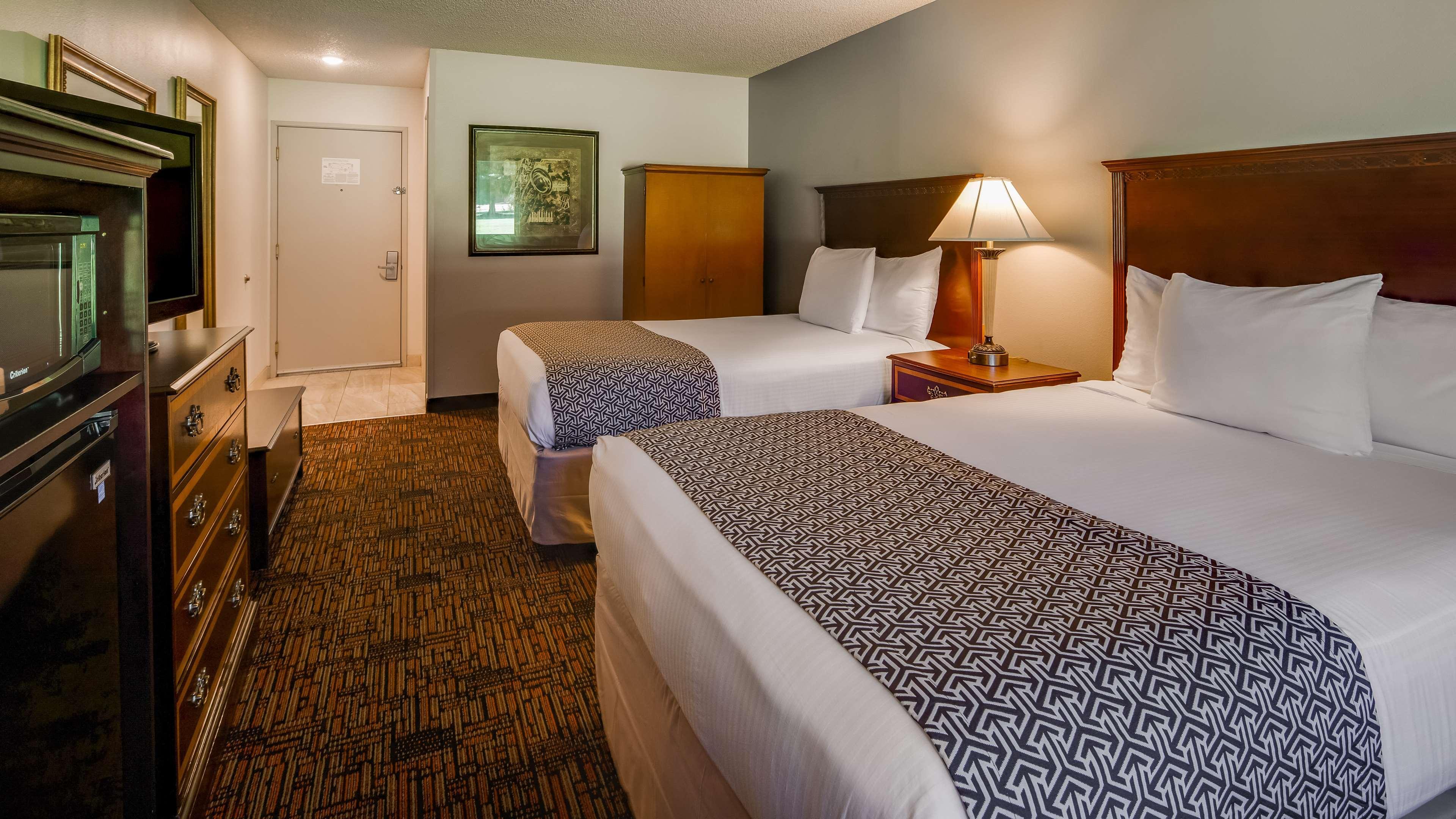 Surestay Hotel By Best Western Томсон Екстер'єр фото